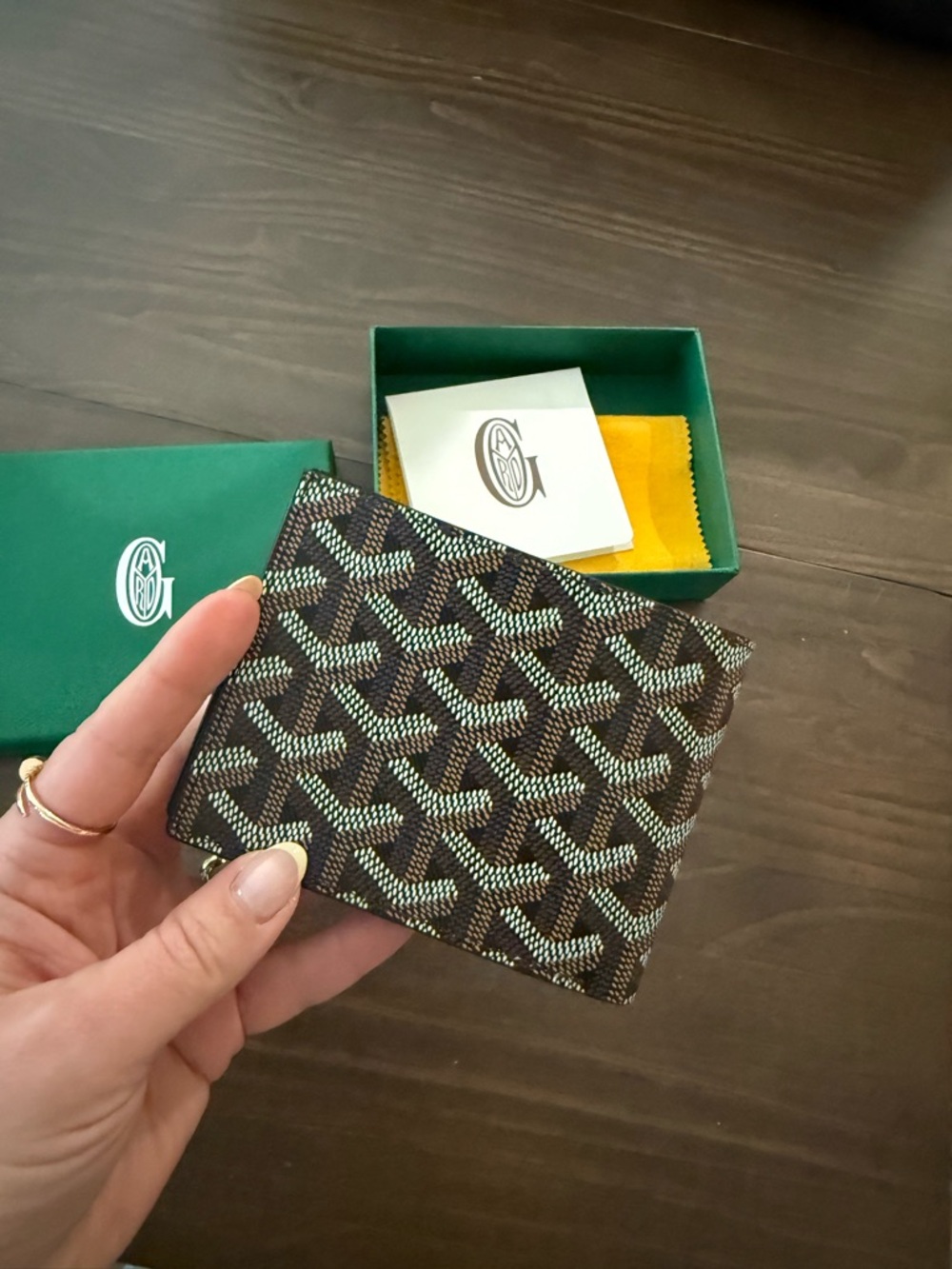 Goyard Men's Card Holder - Brown and Cream Chevron Goyardine - Picture 2 of 6